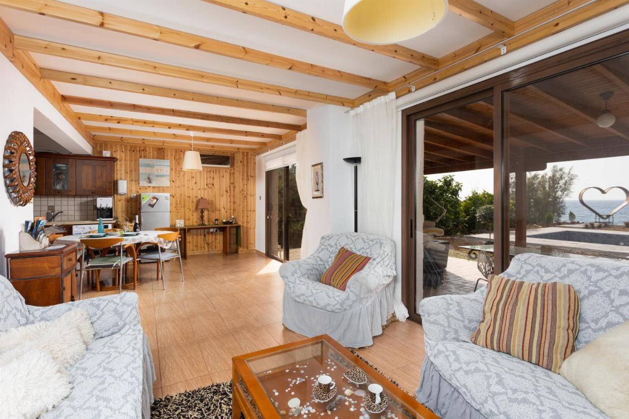 Villa Beach Heaven Pomos Exterior foto